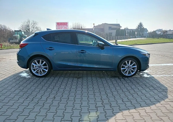 Mazda 3 cena 69900 przebieg: 13000, rok produkcji 2018 z Słupca małe 326